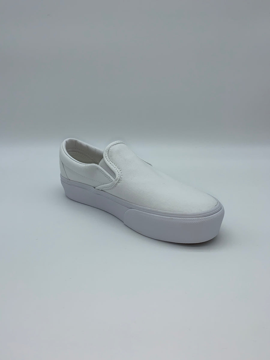 Vans Classic Slip-On shoes – SportsZone