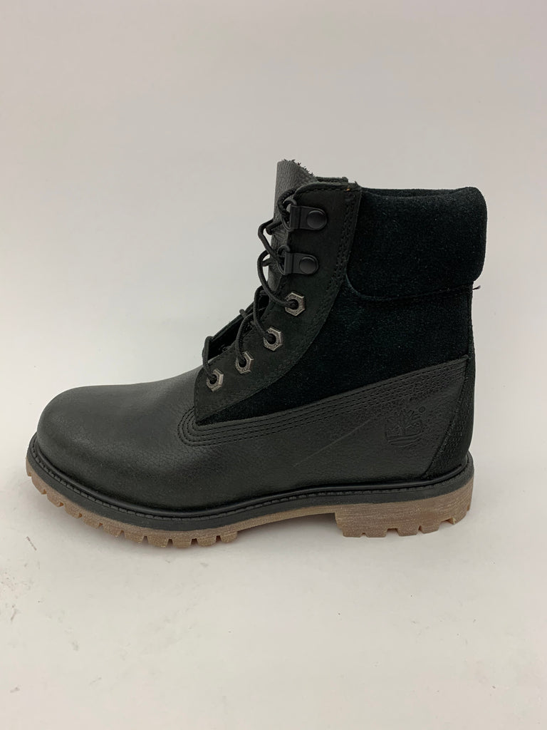 Timberland Women premium D-Ring waterproof boots
